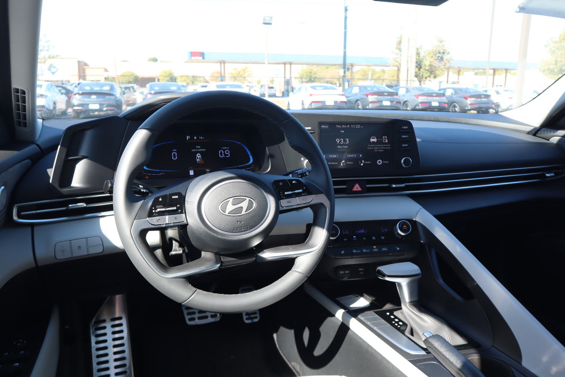New 2026 Hyundai Elantra SEL Sport FWD image 10