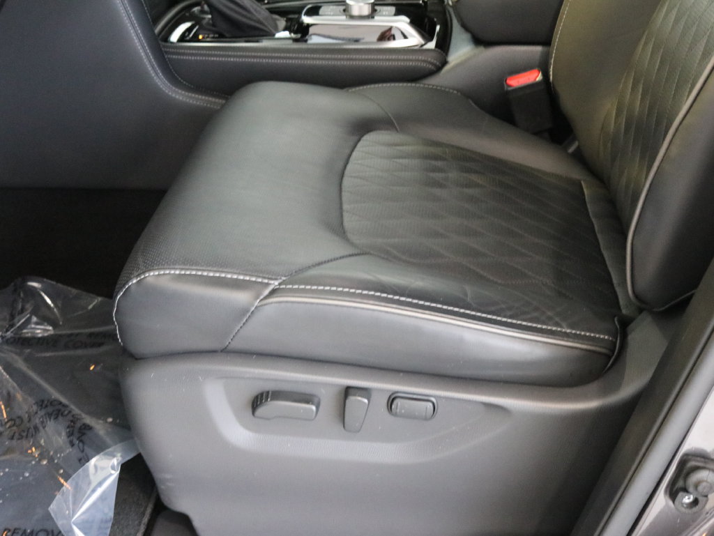 Used 2023 INFINITI QX80 Sensory w/ Cargo Package AWD/4WD image 29