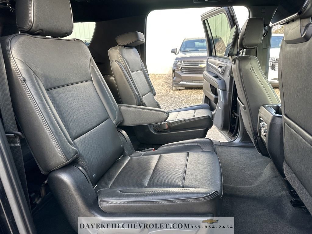 Used 2021 GMC Yukon XL Denali w/ Denali Premium Package image 29
