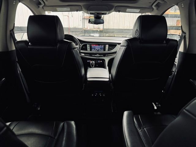 Used 2020 Buick Enclave Avenir w/ Avenir Technology Package image 28