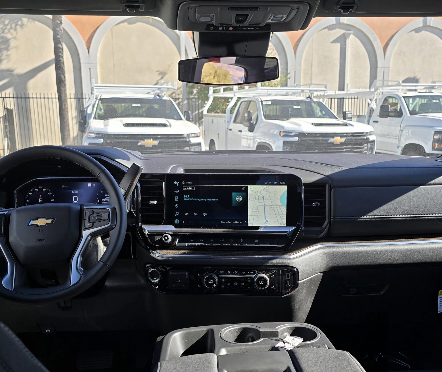 Used 2025 Chevrolet Silverado 1500 LT w/ Safety Package image 28