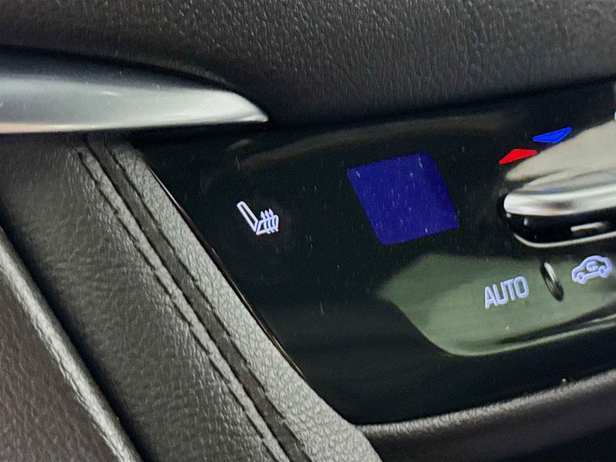 Used 2025 Cadillac XT5 Premium Luxury image 25