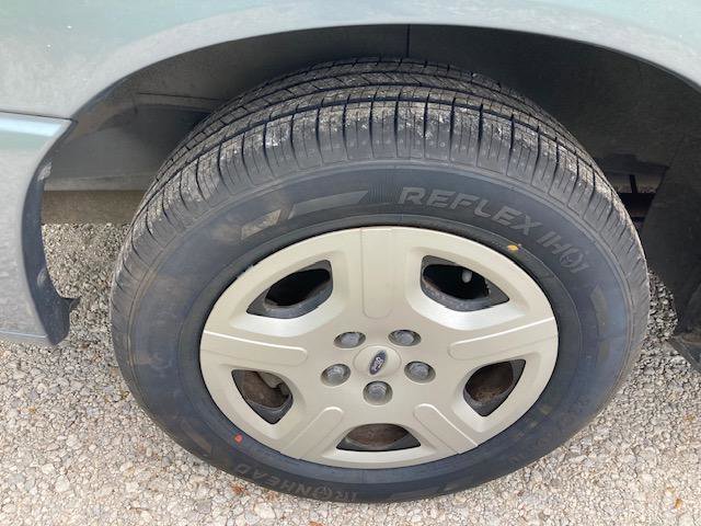 Used 2004 Ford Freestar SE image 11