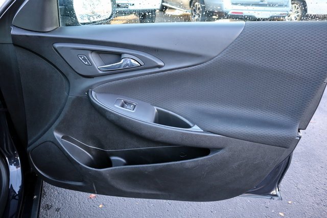 Used 2023 Chevrolet Malibu LT image 18
