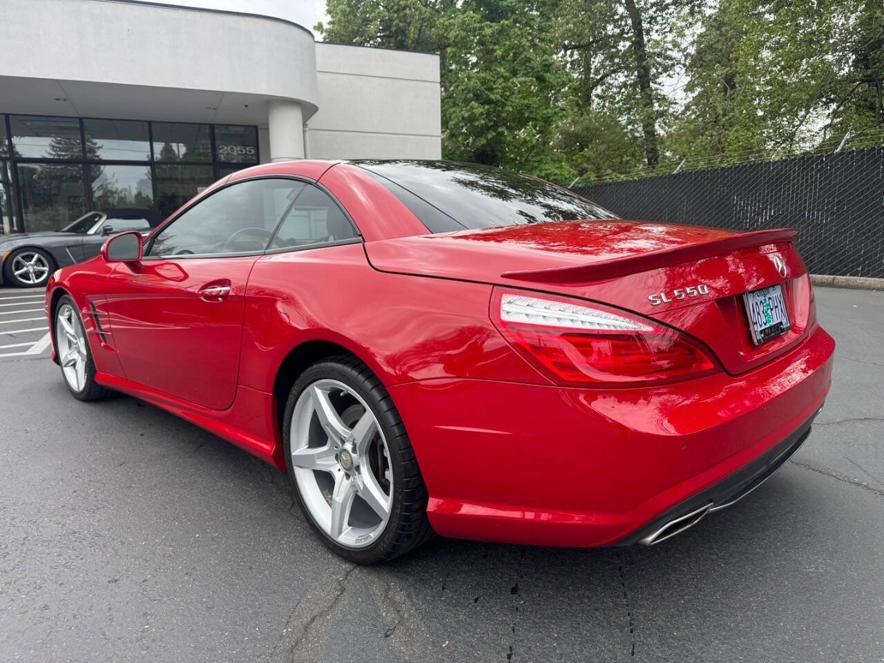 Used 2013 Mercedes-Benz SL 550 image 6