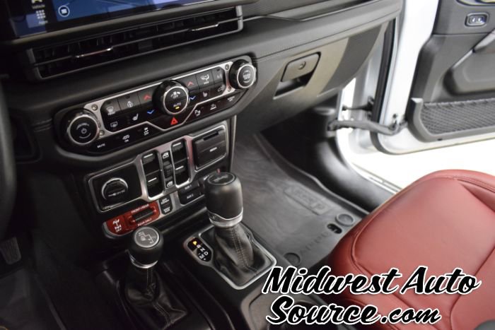 Used 2024 Jeep Wrangler Unlimited Rubicon 392 image 26