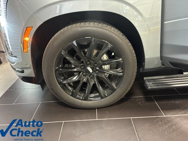 Used 2025 Cadillac Escalade ESV Sport Platinum w/ LPO, Floor Liner Package AWD/4WD image 29
