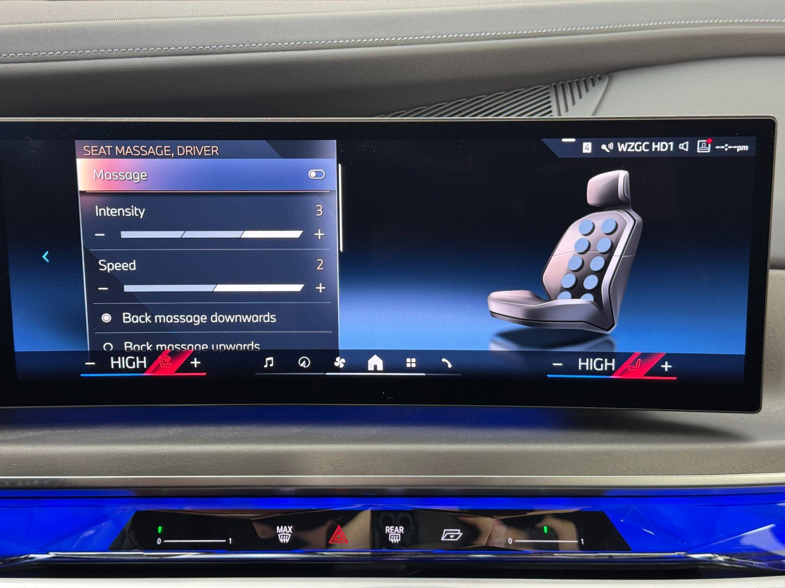 Used 2023 BMW i7 xDrive60 image 25