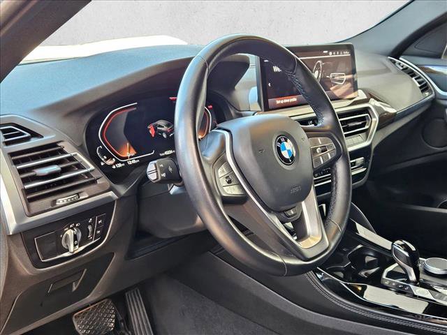 Used 2023 BMW X4 xDrive30i image 10