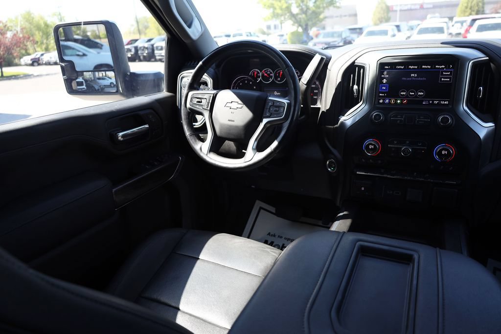 Used 2022 Chevrolet Silverado 2500 LTZ w/ LTZ Convenience Package AWD/4WD image 19