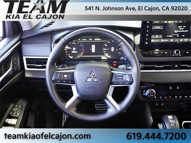 Used 2025 Mitsubishi Outlander SEL image 23