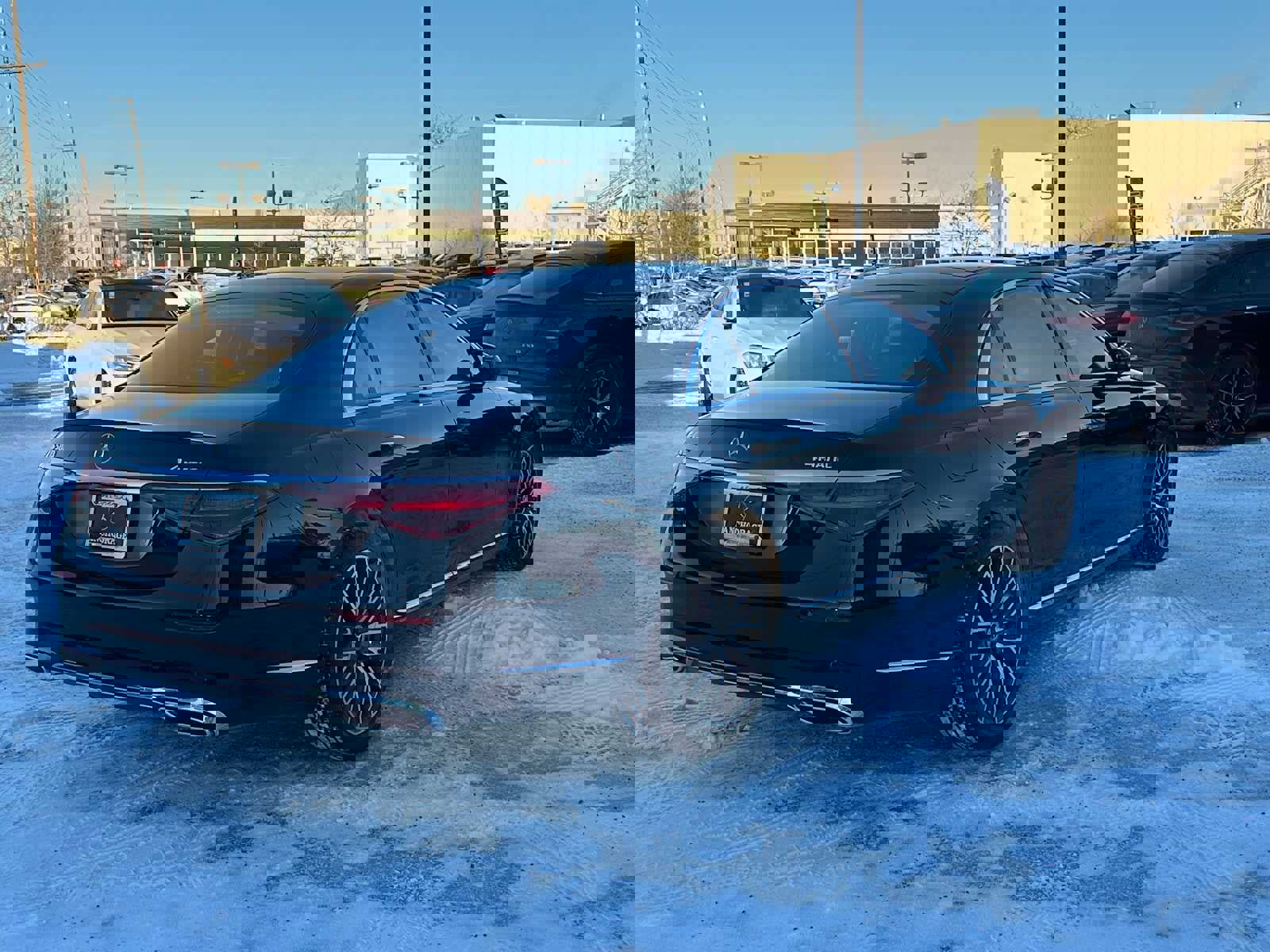 Used 2025 Mercedes-Benz S 500 4MATIC image 12