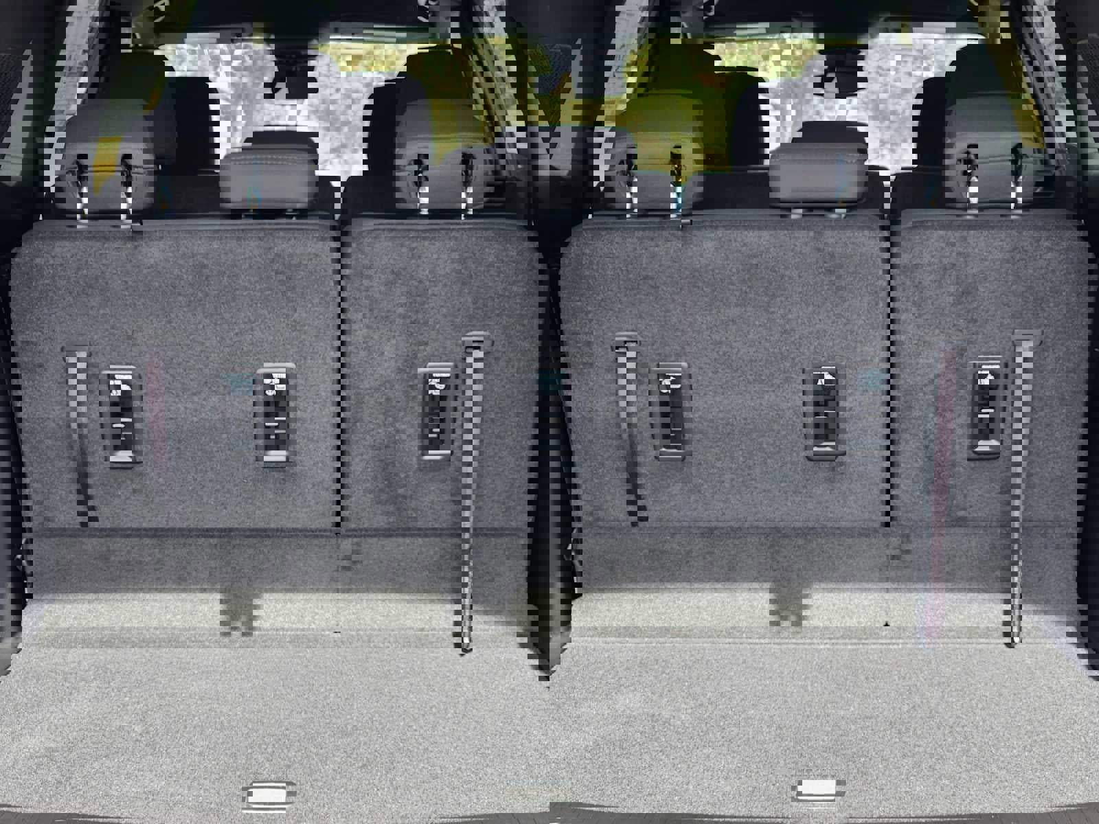 New 2025 GMC Acadia Elevation image 13