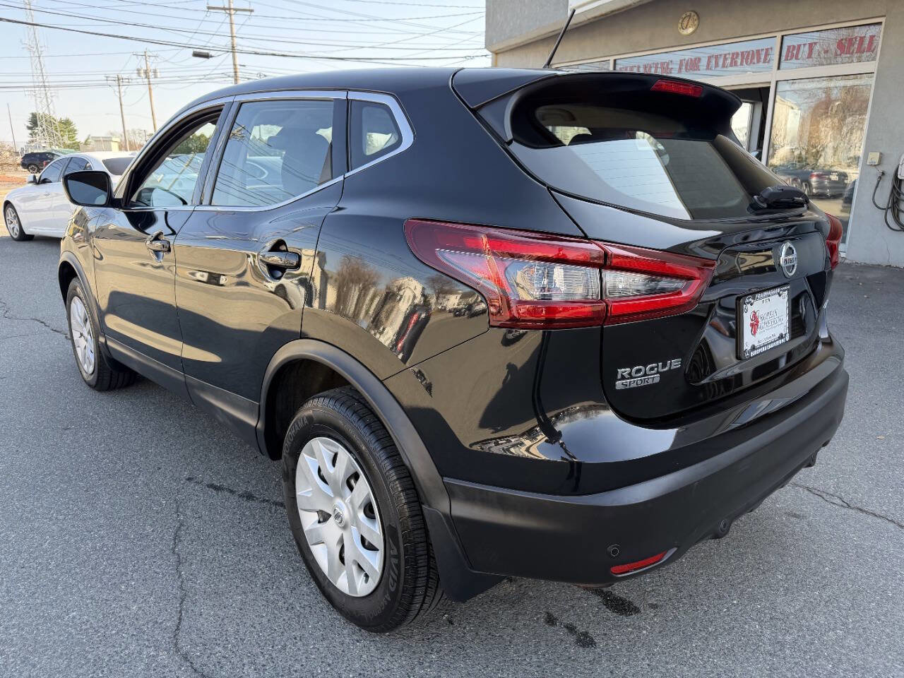 Used 2020 Nissan Rogue Sport S AWD/4WD image 5