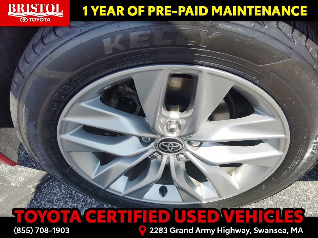 Certified 2022 Toyota Avalon XLE FWD image 10