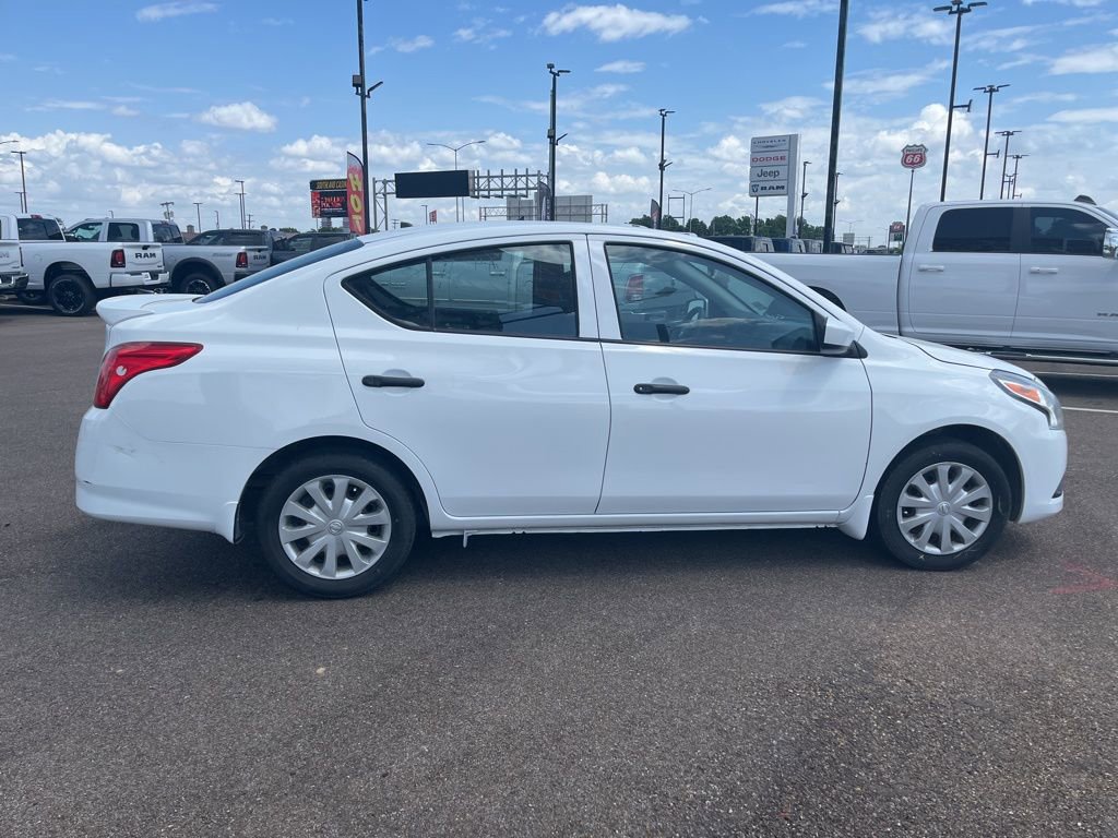 Used 2018 Nissan Versa S Plus FWD image 8