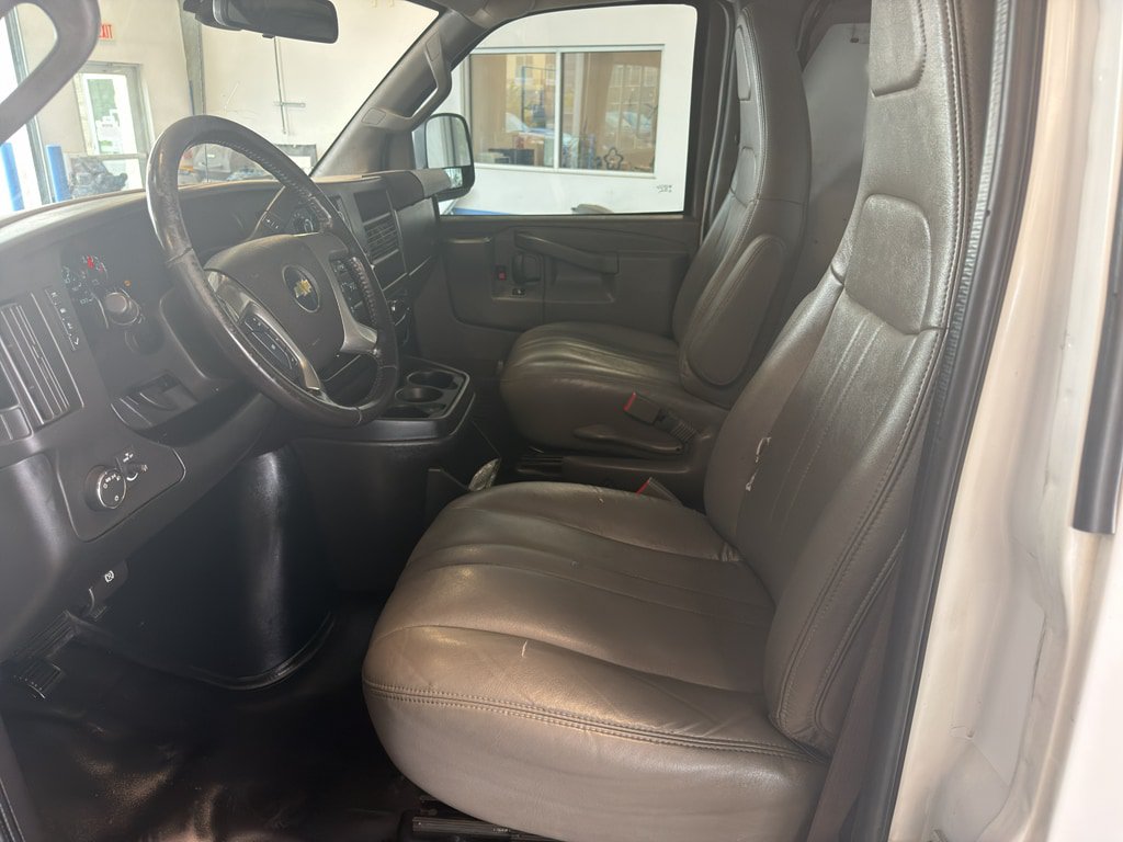 Used 2019 Chevrolet Express 2500 w/ Communications Package RWD image 10