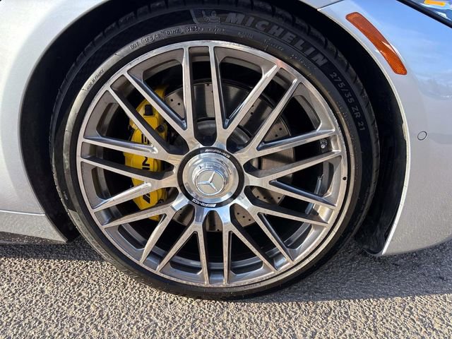Used 2022 Mercedes-Benz SL 55 AMG 4MATIC w/ Driver Assistance Package image 30
