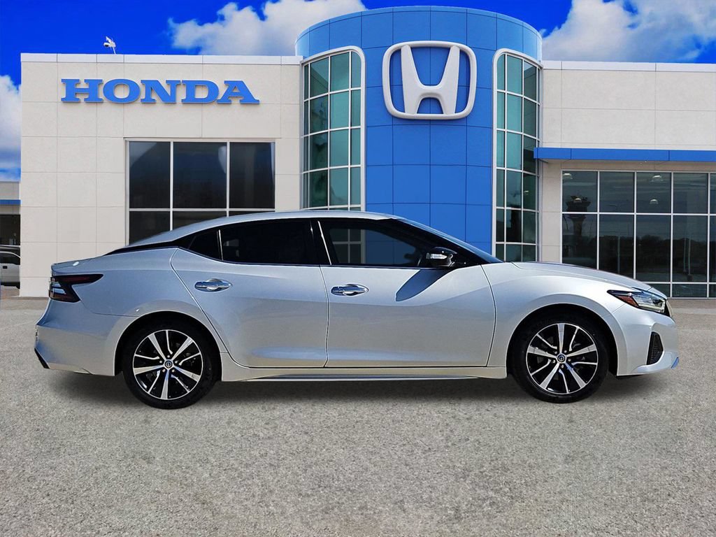Used 2022 Nissan Maxima SV w/ Floor Mat Group FWD video 2