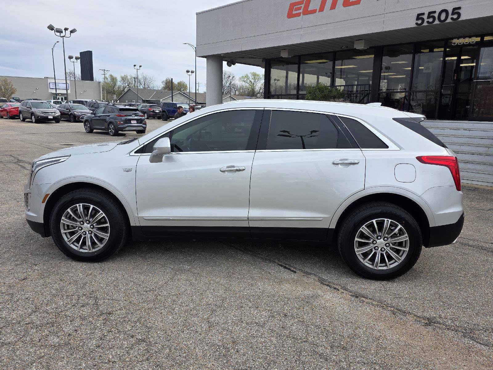 Used 2019 Cadillac XT5 Luxury FWD image 8