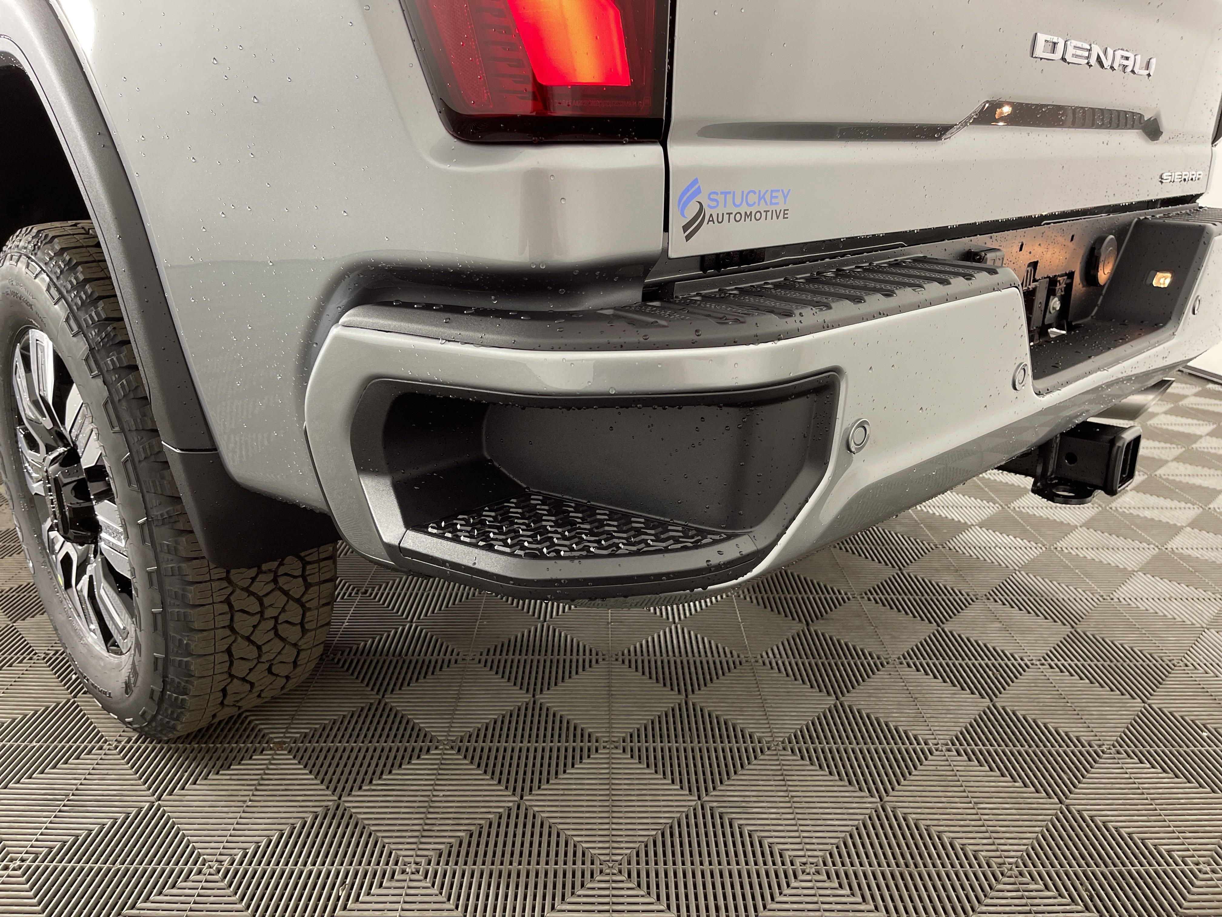 New 2026 GMC Sierra 2500 Denali w/ Denali Reserve Package image 7