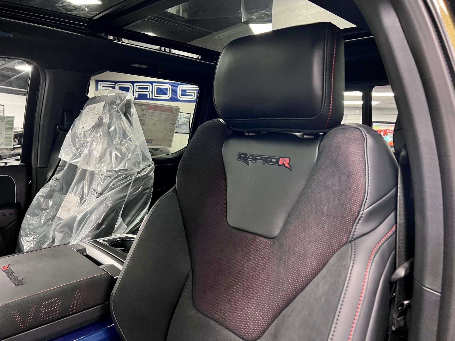 Used 2025 Ford F150 Raptor w/ Equipment Group 803A Raptor R image 20