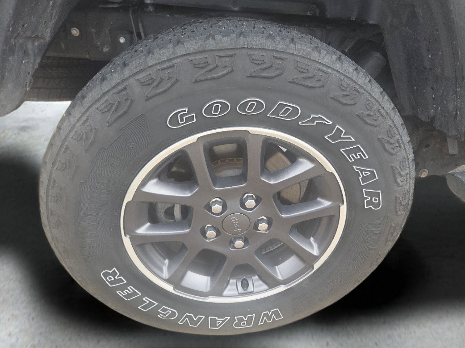 Used 2020 Jeep Gladiator Overland image 28