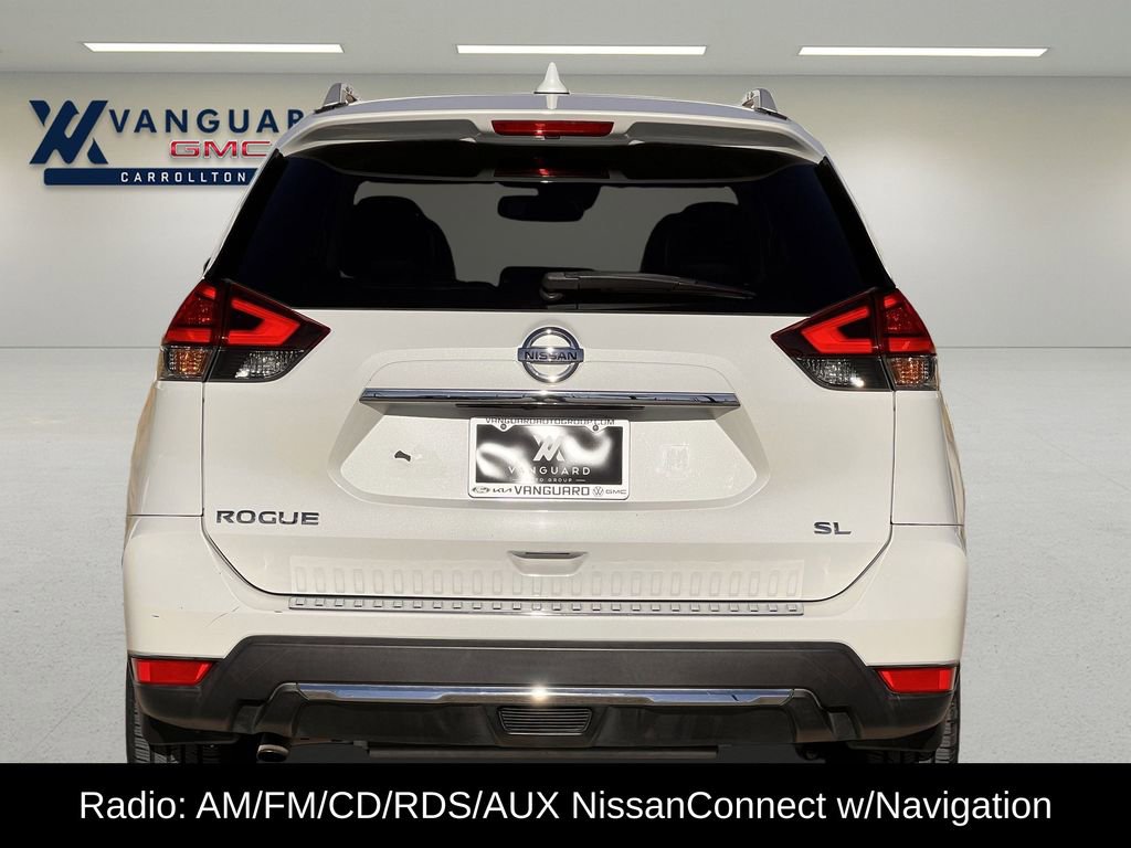 Used 2017 Nissan Rogue SL w/ SL Premium Package image 4