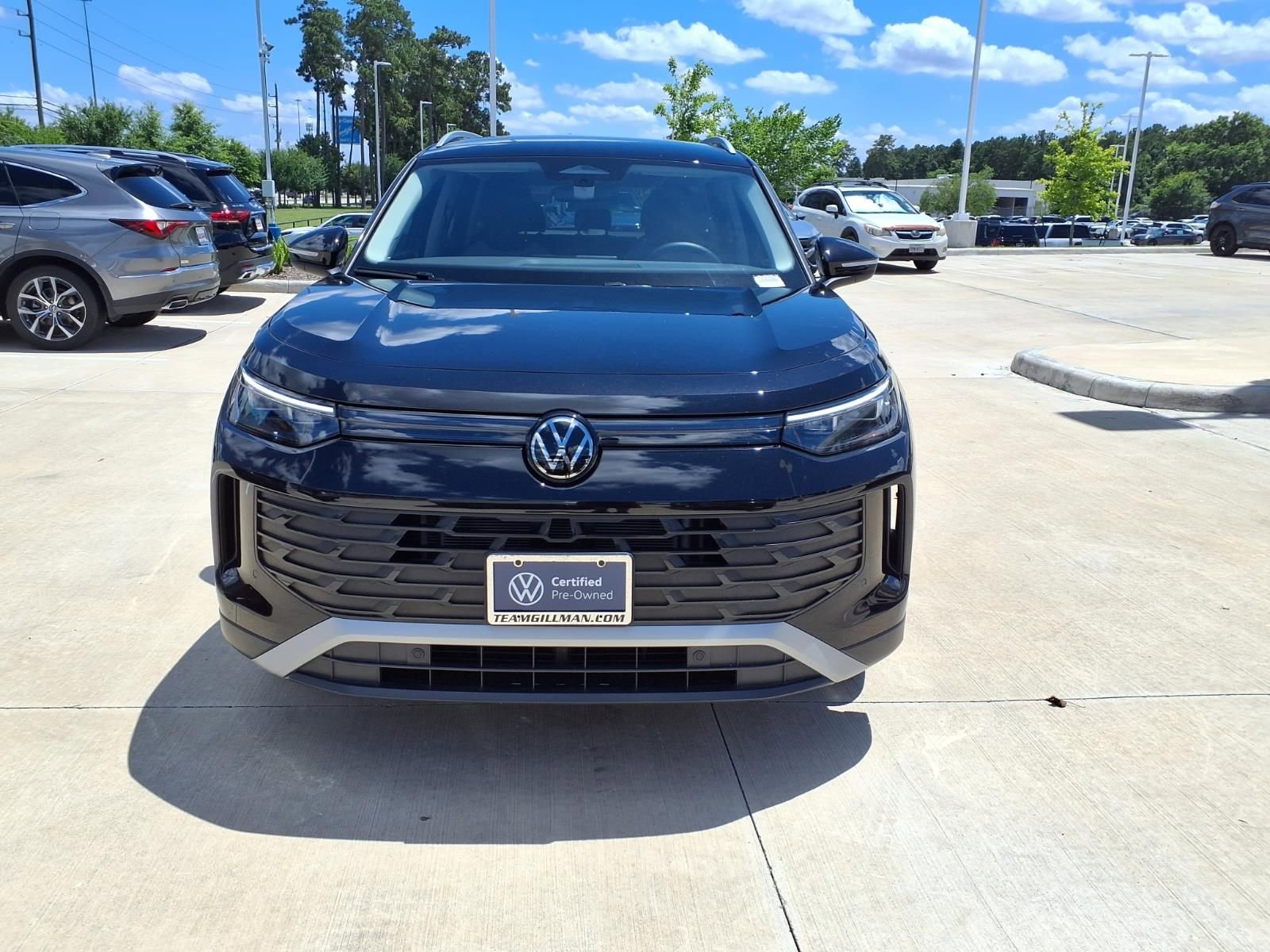 Certified 2025 Volkswagen Tiguan S FWD image 2