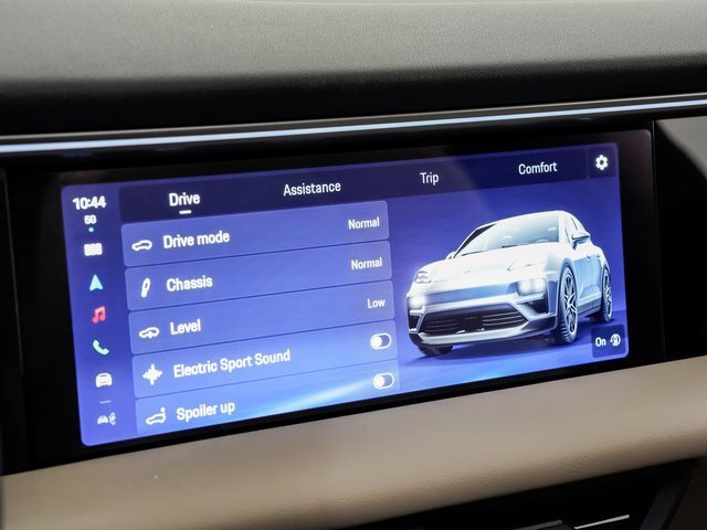 Certified 2025 Porsche Macan Electric image 18