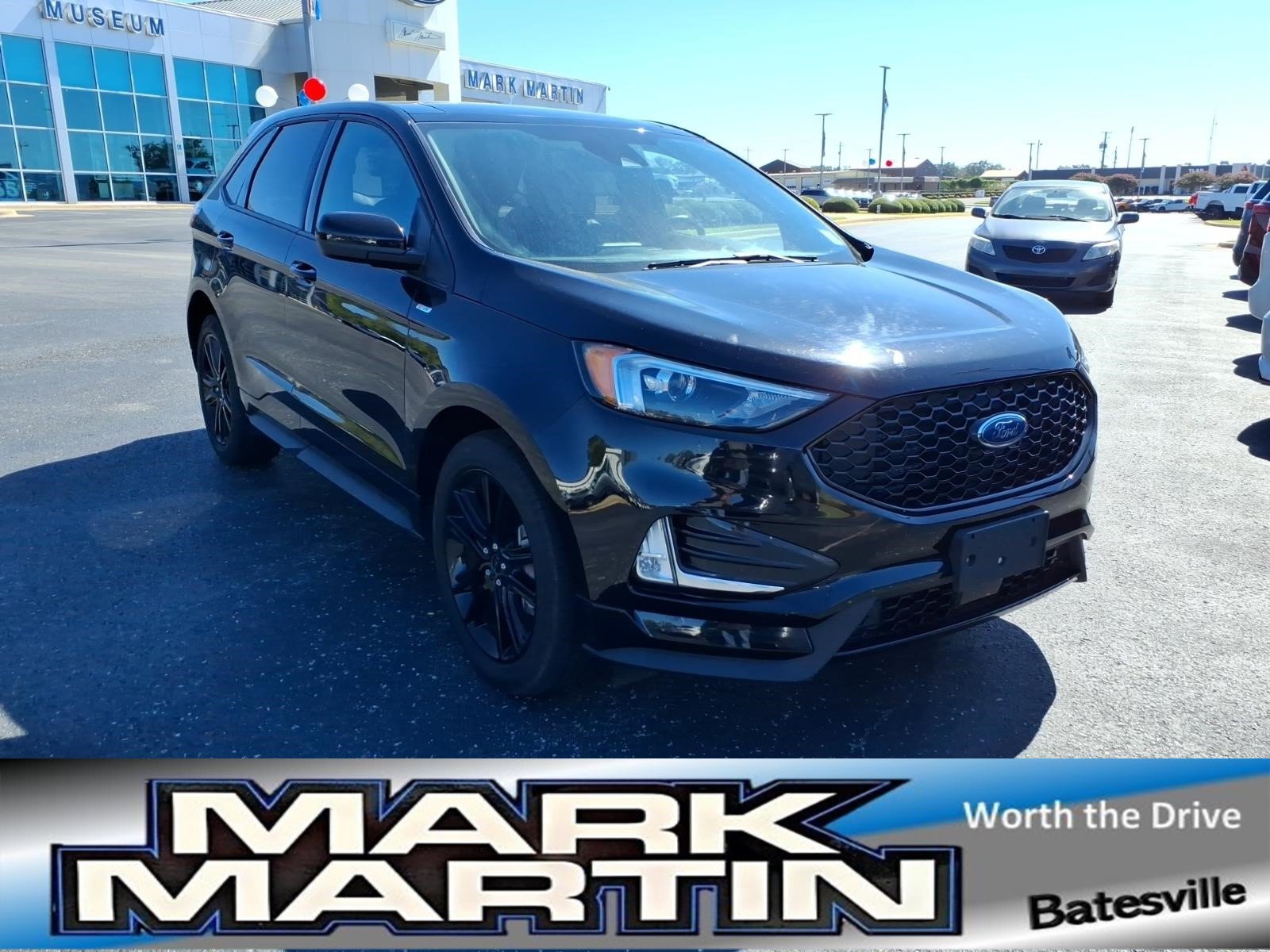 Used 2022 Ford Edge ST-Line w/ Class II Trailer Tow Package AWD/4WD image 1