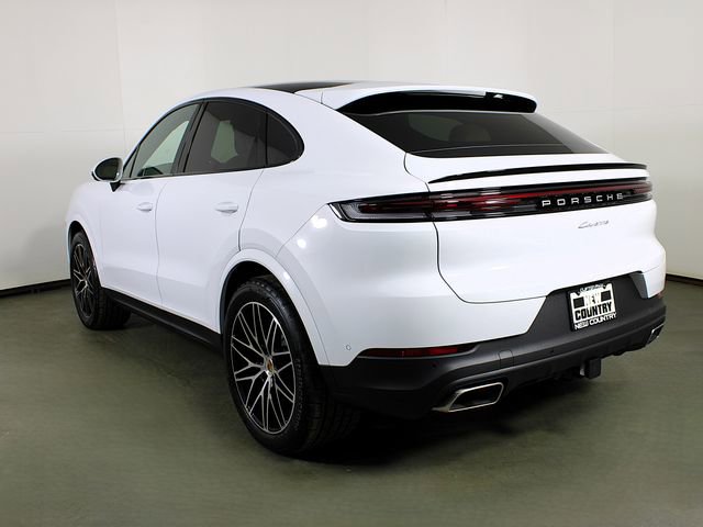 New 2026 Porsche Cayenne Coupe AWD/4WD image 3