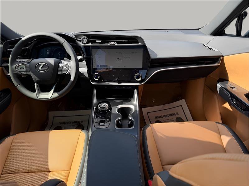 Used 2025 Lexus RZ 300e w/ Accessory Package (Z1) image 39