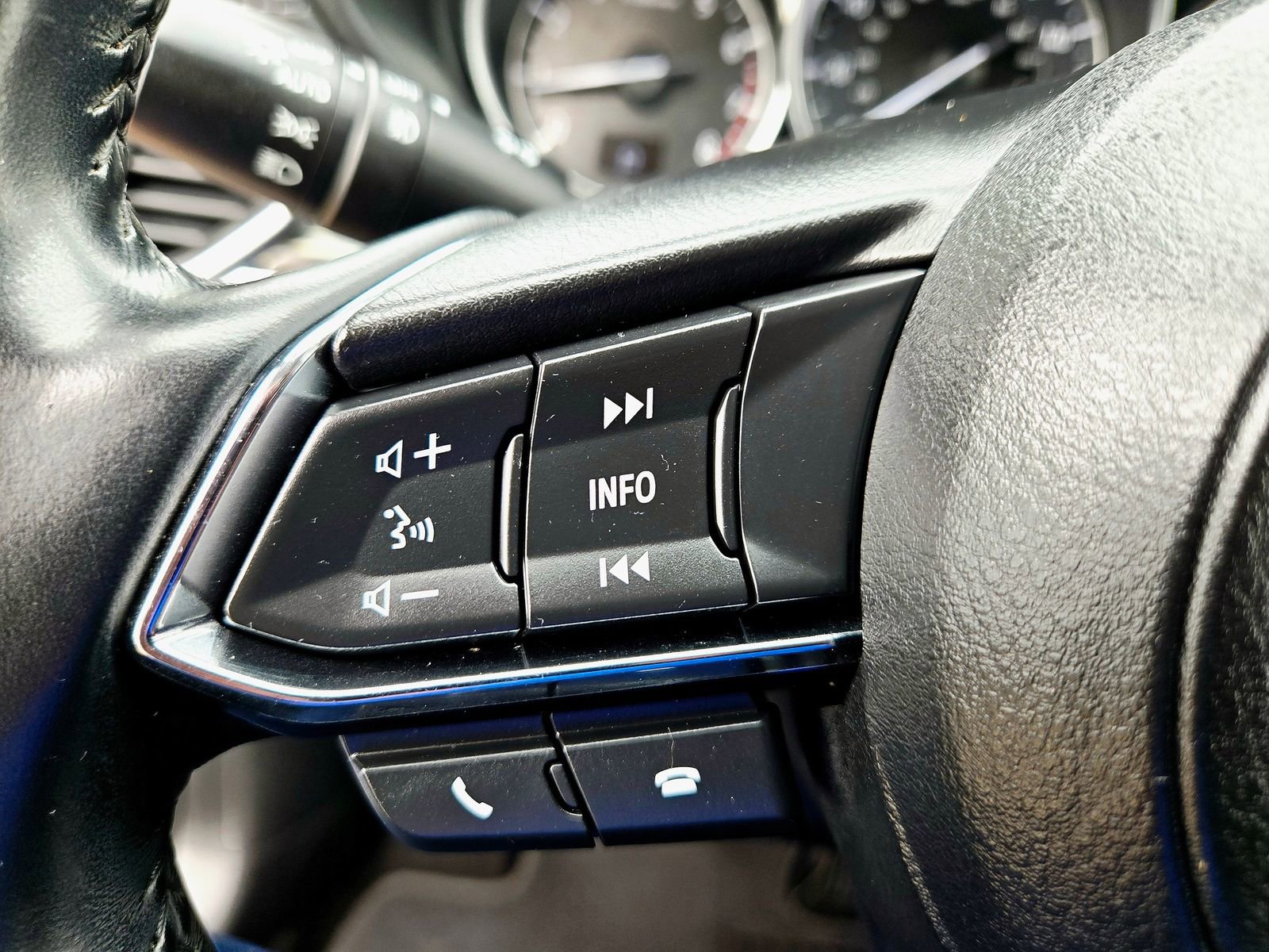 Used 2018 MAZDA CX-5 Grand Touring image 11