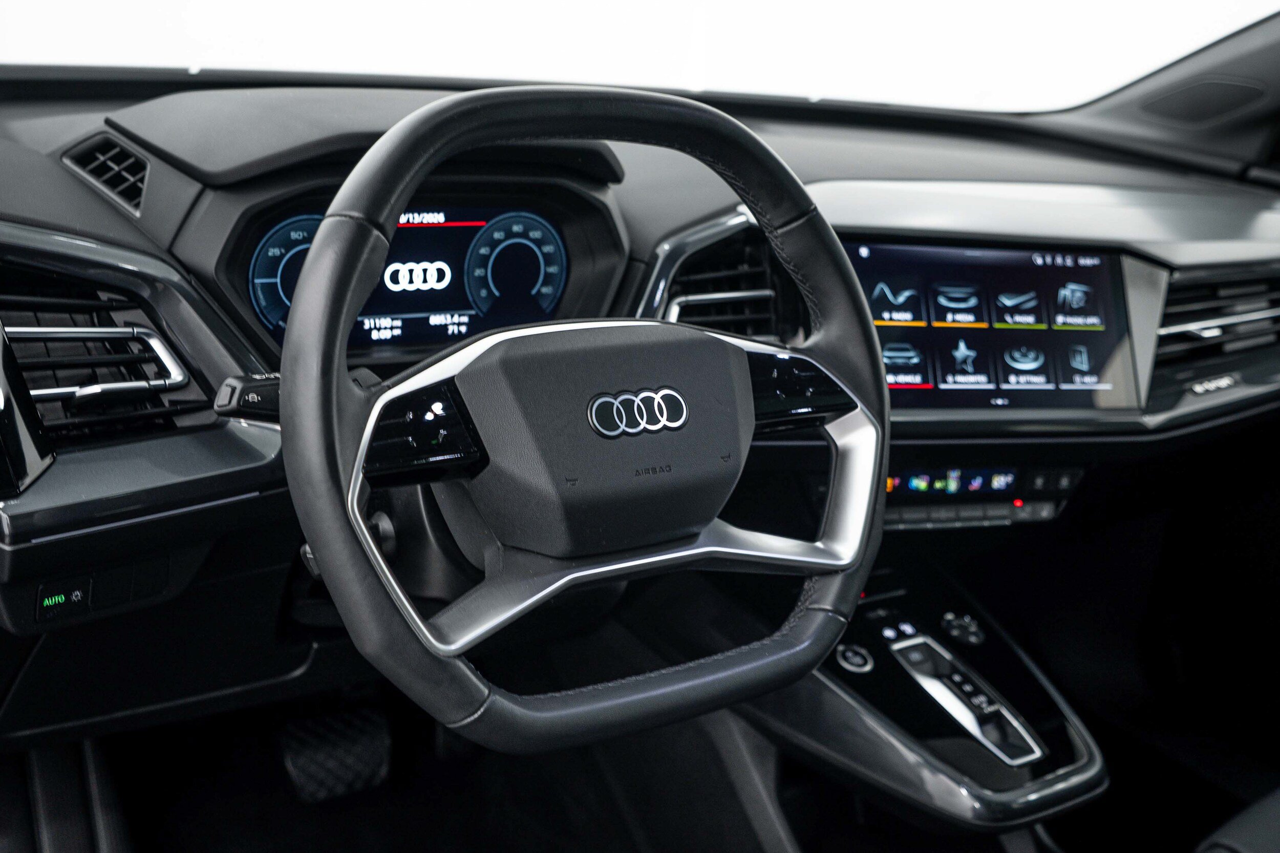Certified 2023 Audi Q4 e-tron Premium w/ Convenience Package AWD/4WD image 9