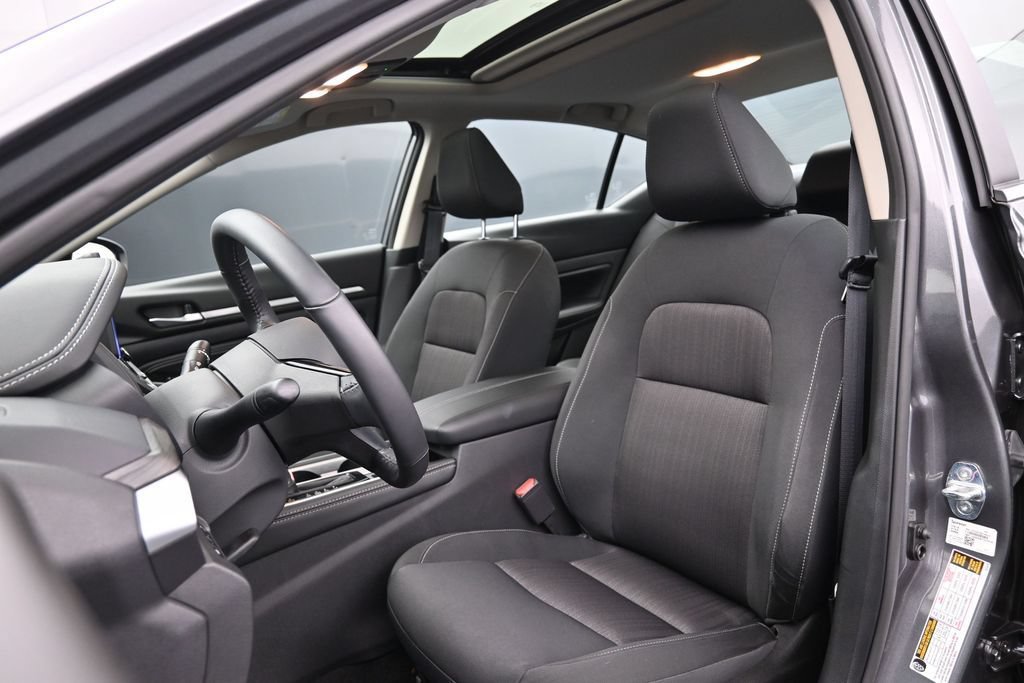 Certified 2023 Nissan Altima 2.5 SV w/ SV Premium Package AWD/4WD image 25