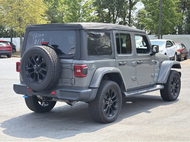 Used 2022 Jeep Wrangler Unlimited Sahara AWD/4WD image 12