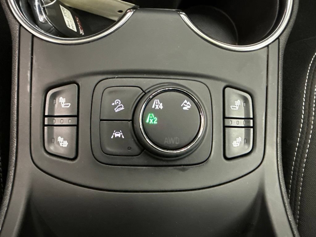 Used 2024 GMC Terrain SLE w/ Driver Convenience Package AWD/4WD image 31