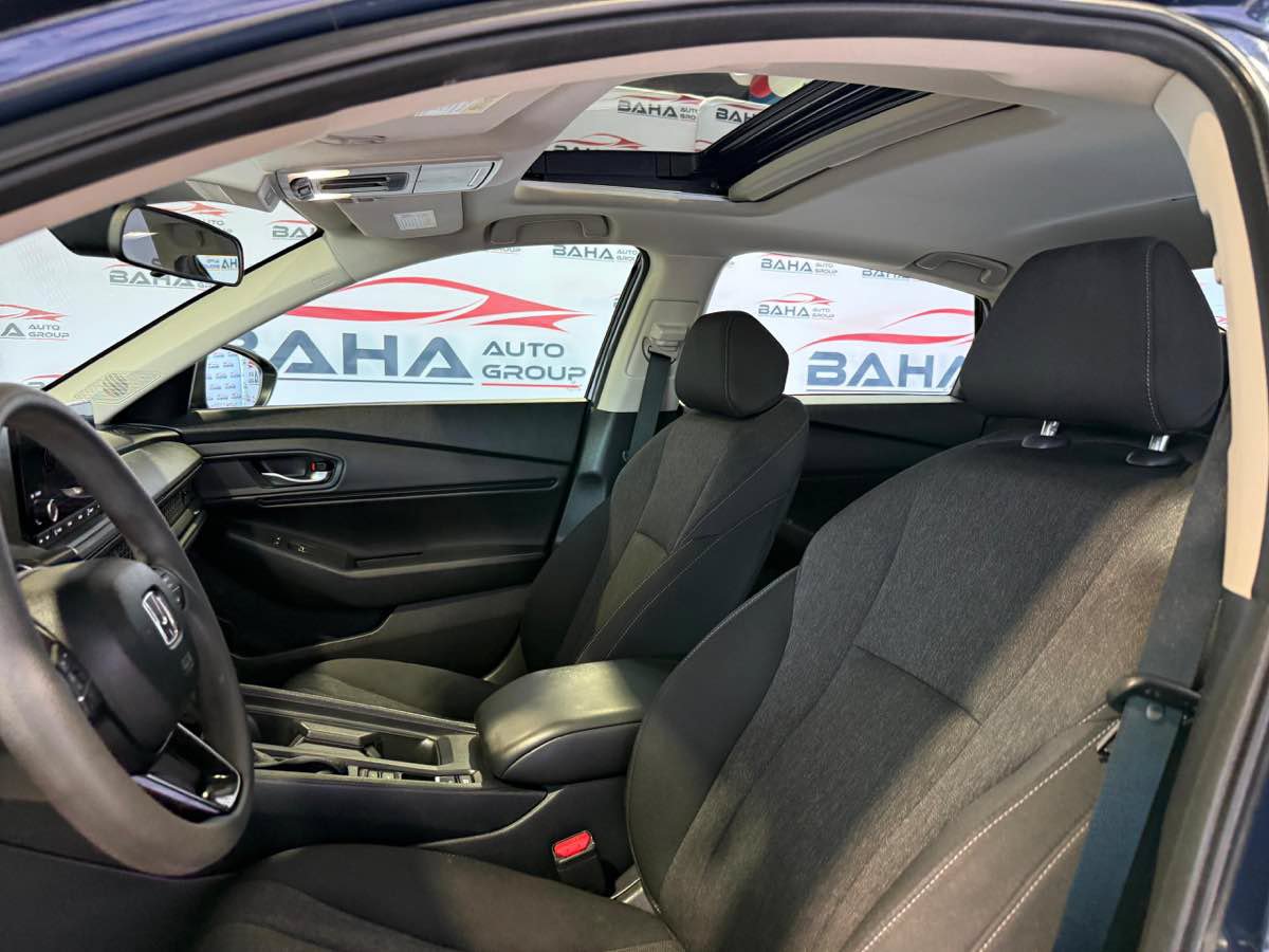 Used 2025 Honda Accord SE image 26