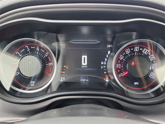 Used 2023 Dodge Challenger SXT image 27