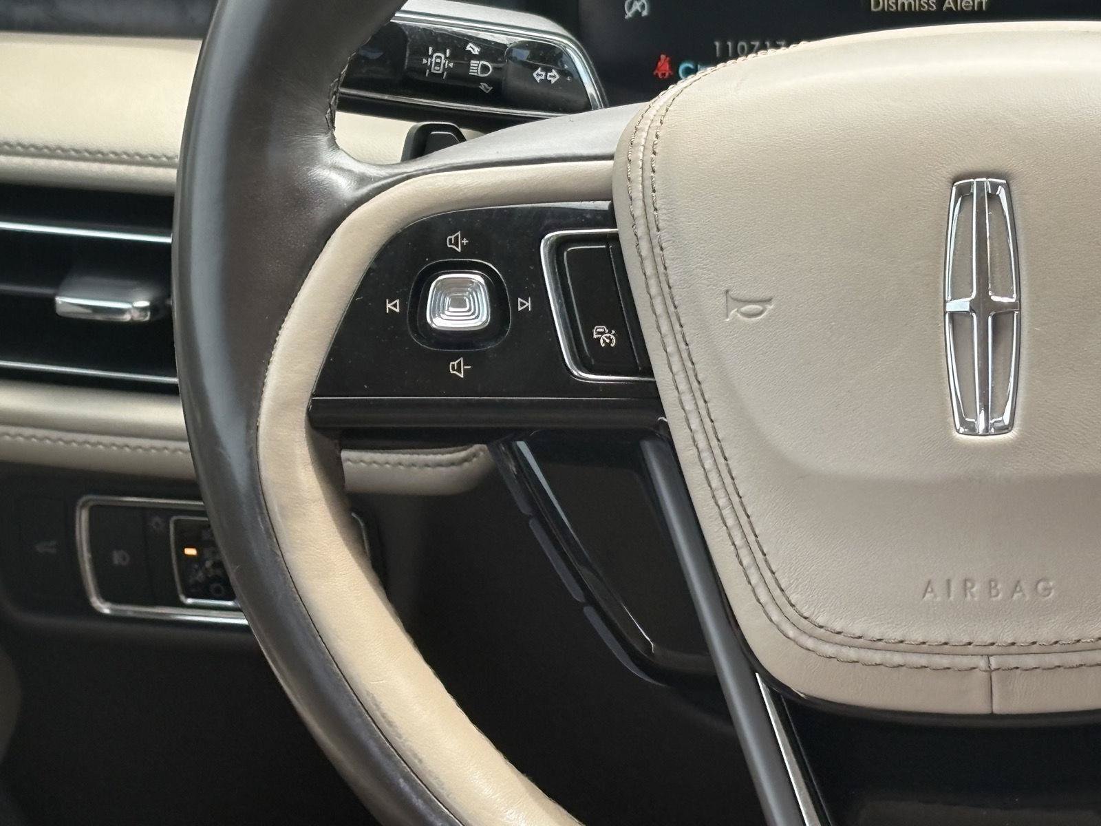 Used 2020 Lincoln Aviator Reserve w/ Equipment Group 202A AWD/4WD image 11