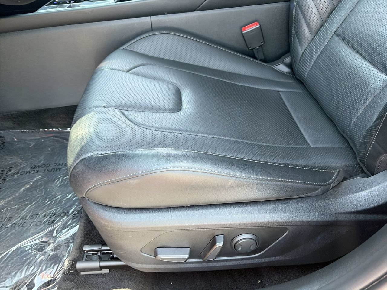 Certified 2023 Hyundai Elantra Limited FWD image 19