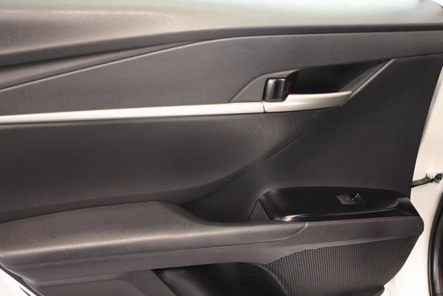 Used 2025 Toyota Camry SE FWD image 29