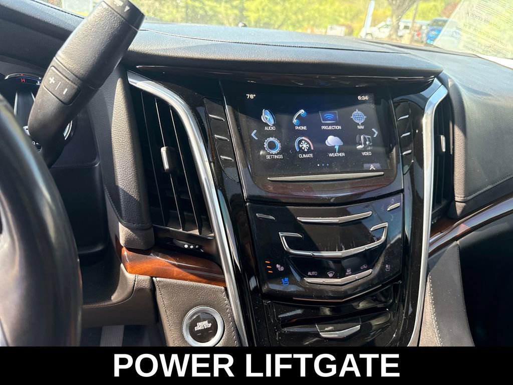Used 2019 Cadillac Escalade Premium Luxury image 21