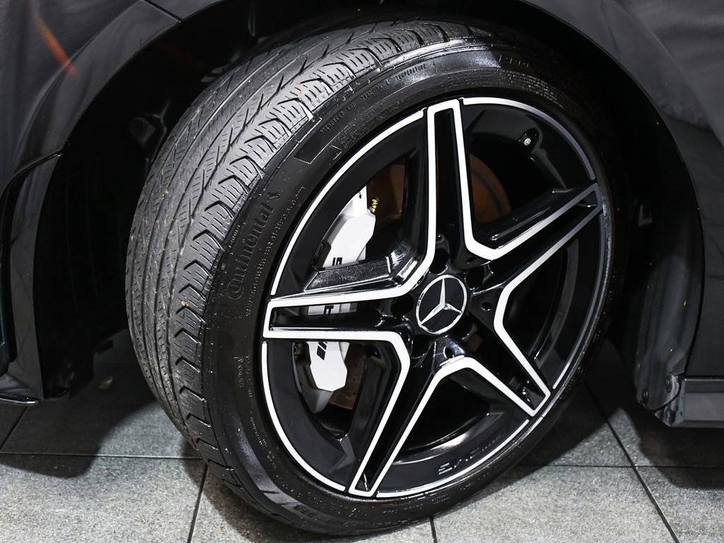Used 2023 Mercedes-Benz CLA 35 AMG 4MATIC w/ AMG Aerodynamic Package image 7