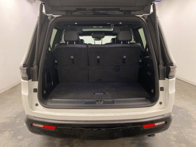 New 2026 Jeep Grand Wagoneer Limited image 30