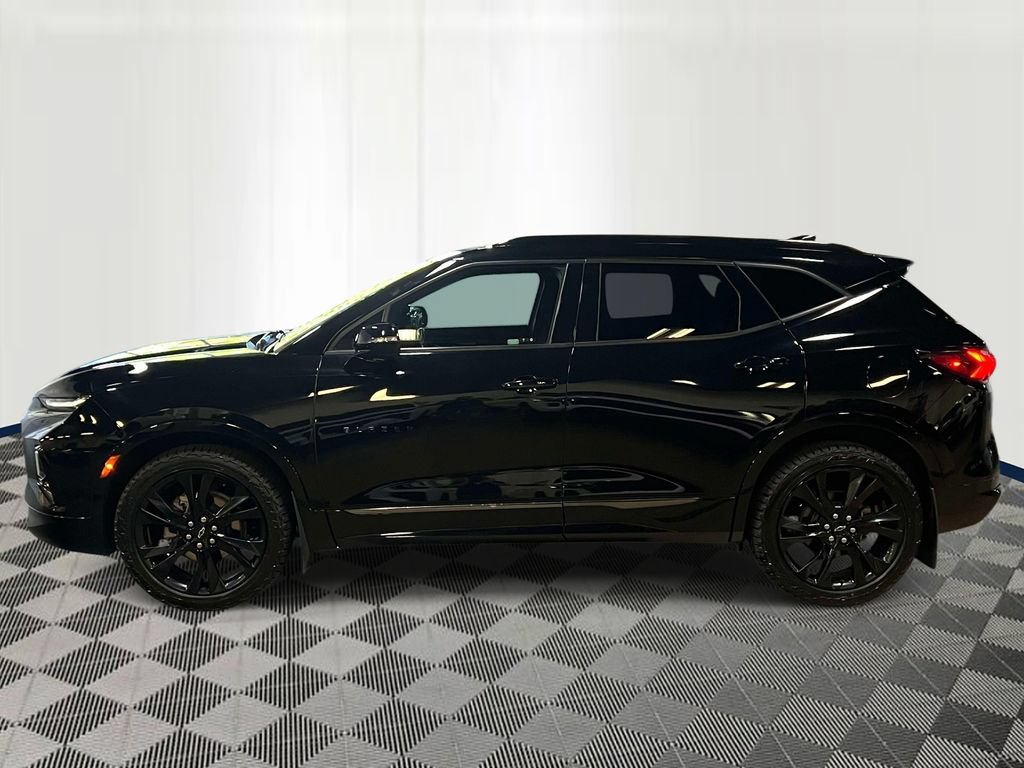 Used 2022 Chevrolet Blazer RS w/ Enhanced Convenience Package AWD/4WD image 2