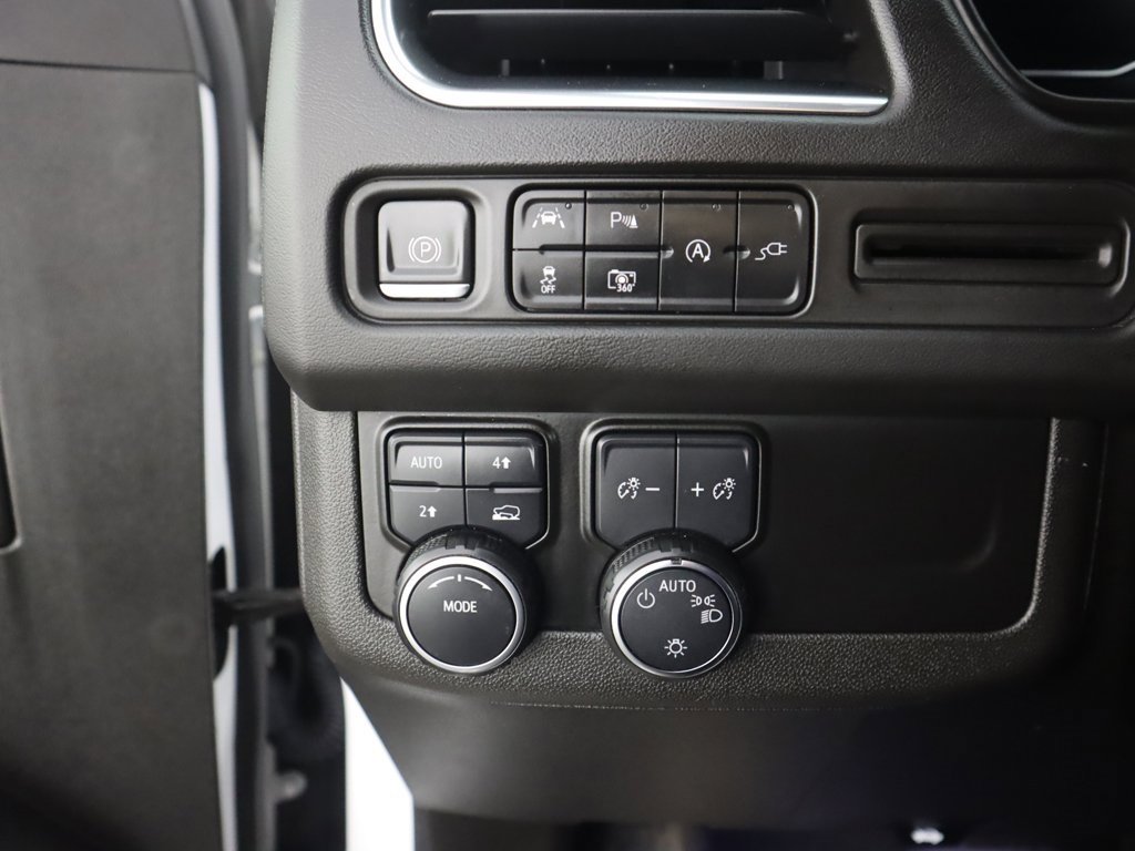 Used 2022 Chevrolet Tahoe LT w/ Luxury Package image 39