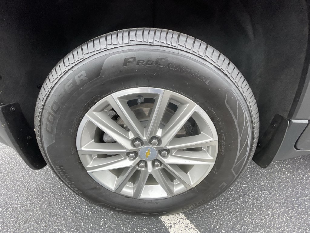 Certified 2022 Chevrolet Traverse LT w/ LPO, Floor Liner Package AWD/4WD image 30