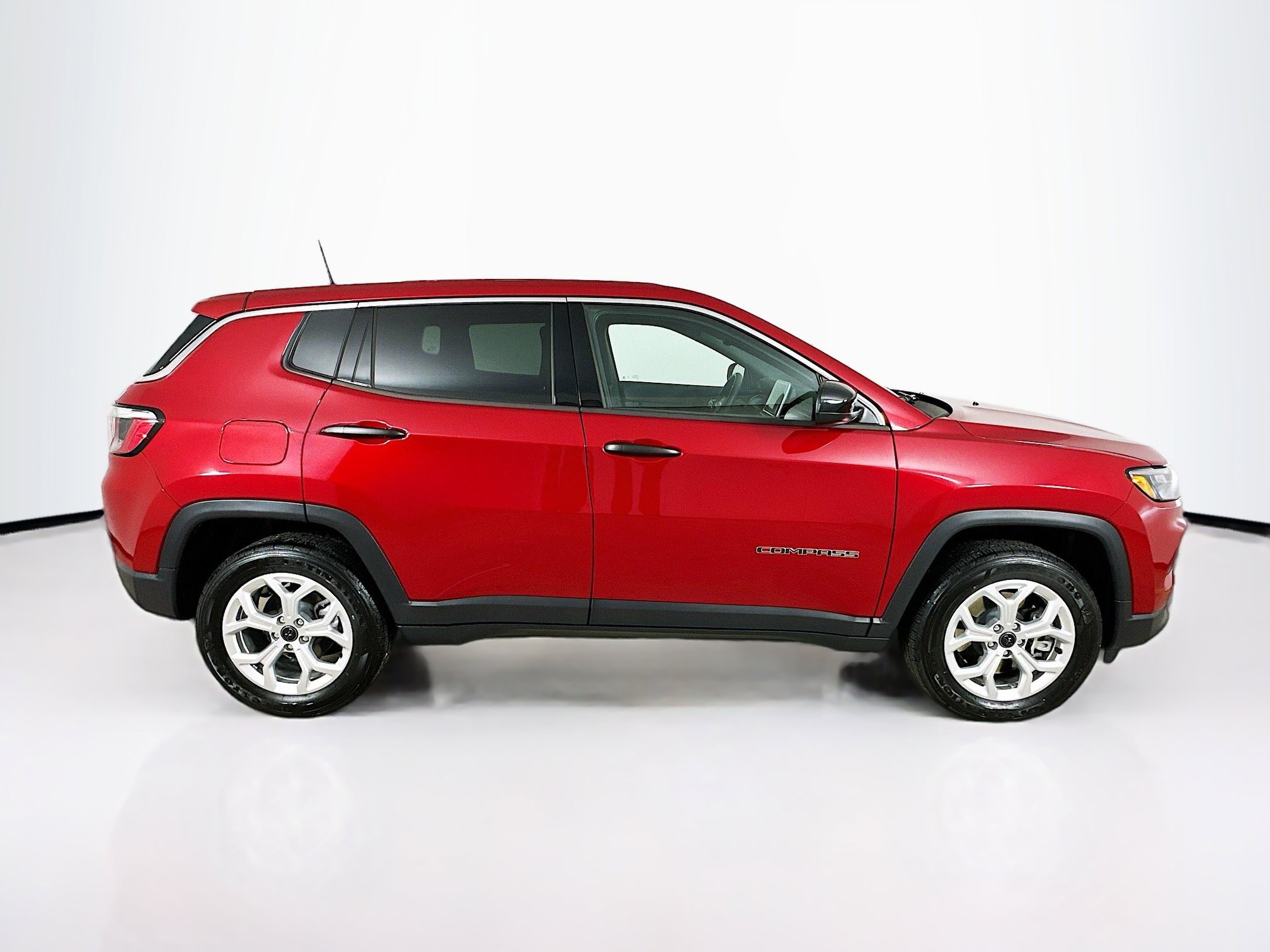 Certified 2025 Jeep Compass Sport image 8